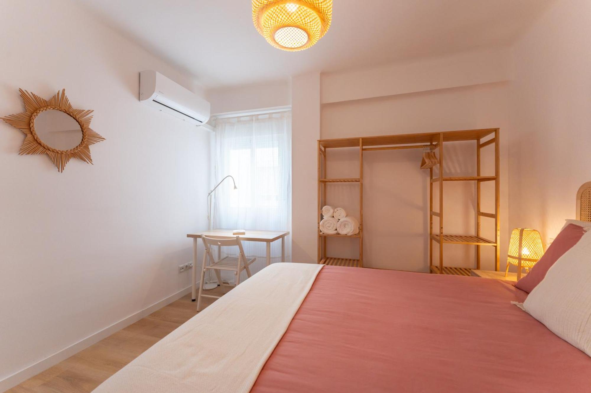 Ferienwohnung Malaga Lux Oasis - Modern 3Br, Fast Wifi, Smarttv Exterior foto