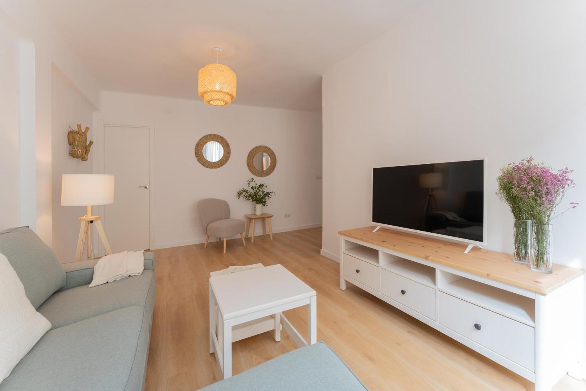Ferienwohnung Malaga Lux Oasis - Modern 3Br, Fast Wifi, Smarttv Exterior foto